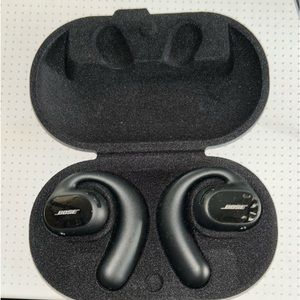 Bose Sport Open Ear Buds (new/Box opened
